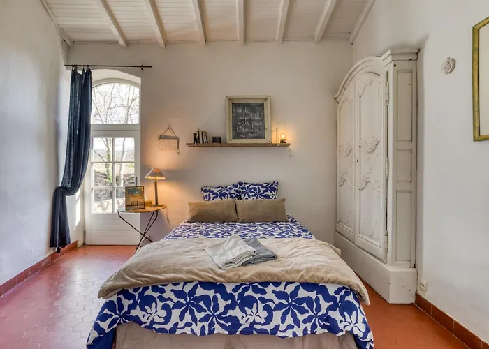 Ferienhaus - En Famille Saint-Martin-de-Londres
